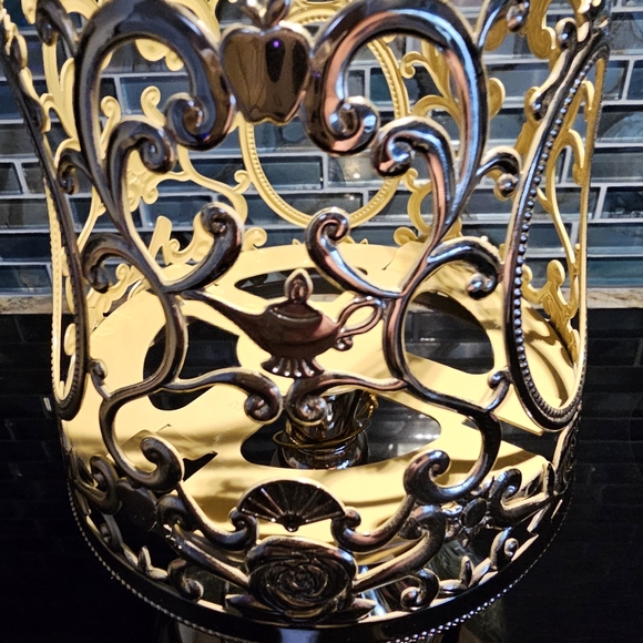 Bath & Body Works Disney Princess Royal Lamp for 3-Wick Candle NEW - Picture 4 of 6